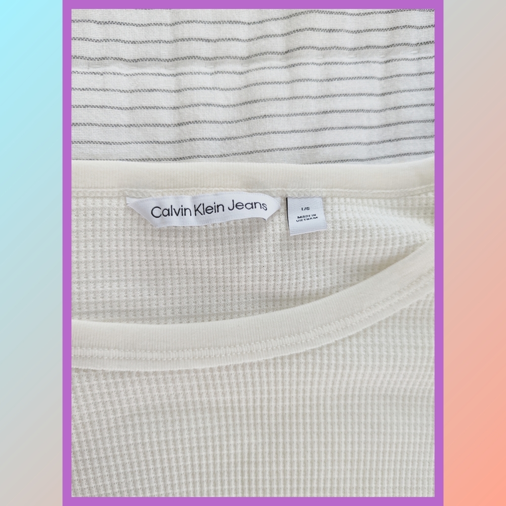 Calvin Klein Top - Picture 8 of 10